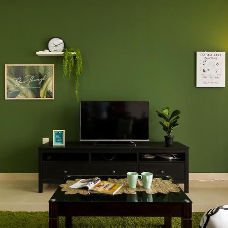 Pj8 Service Suites By Airhost Petaling Jaya Bagian luar foto