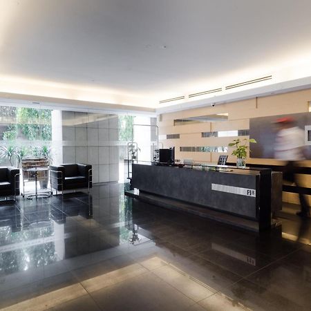 Pj8 Service Suites By Airhost Petaling Jaya Bagian luar foto