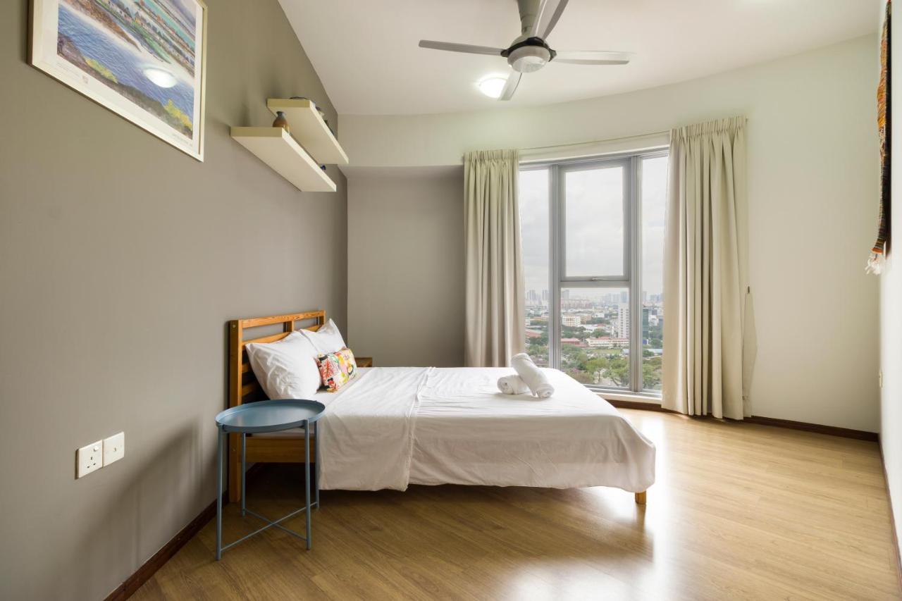 Pj8 Service Suites By Airhost Petaling Jaya Bagian luar foto